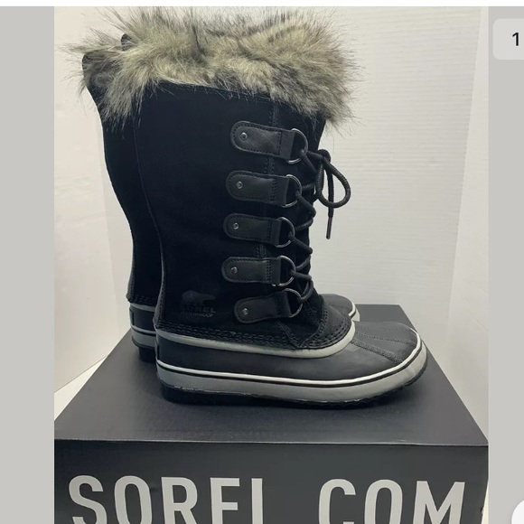 Sorel Shoes - Sorel Women's Joan of Arctic Boots Size 10